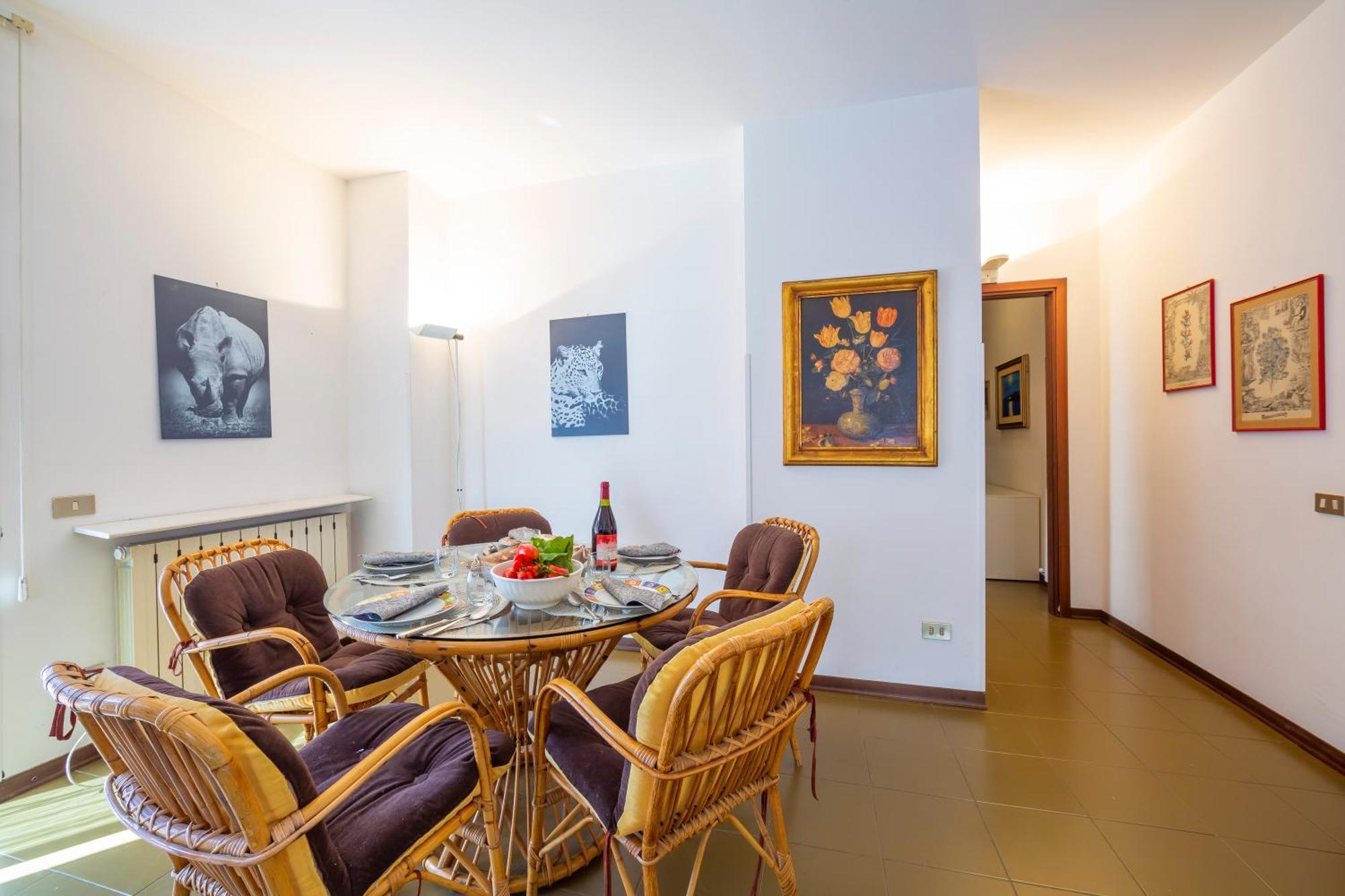 Gaya Center - Happy Apartment